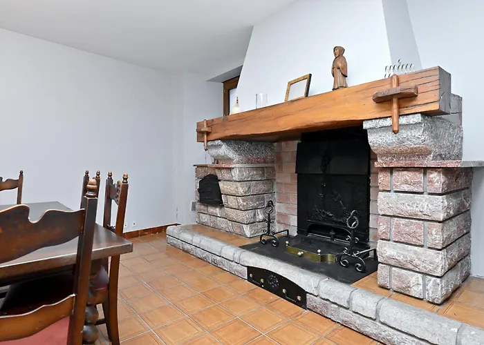 A - Bagneres De Luchon *